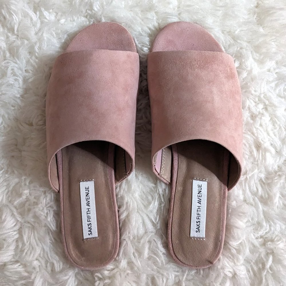 NWT Saks Fifth Avenue Antilles Suede Sandals in Pastel Pink